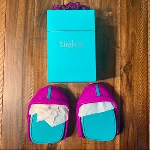 BNIB Tieks Size 9 Ultraviolet 2020 neon release